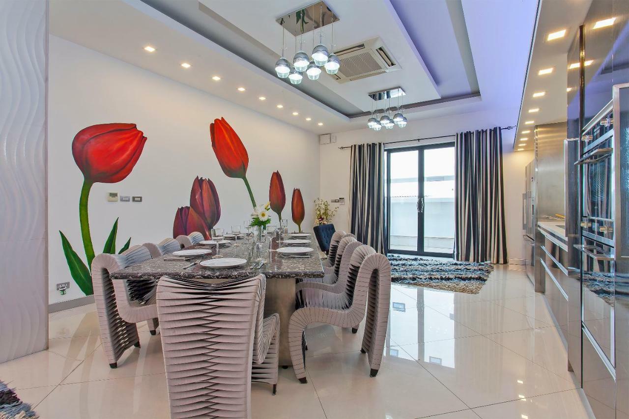 Royale Grand Villa Pattaya Exterior foto