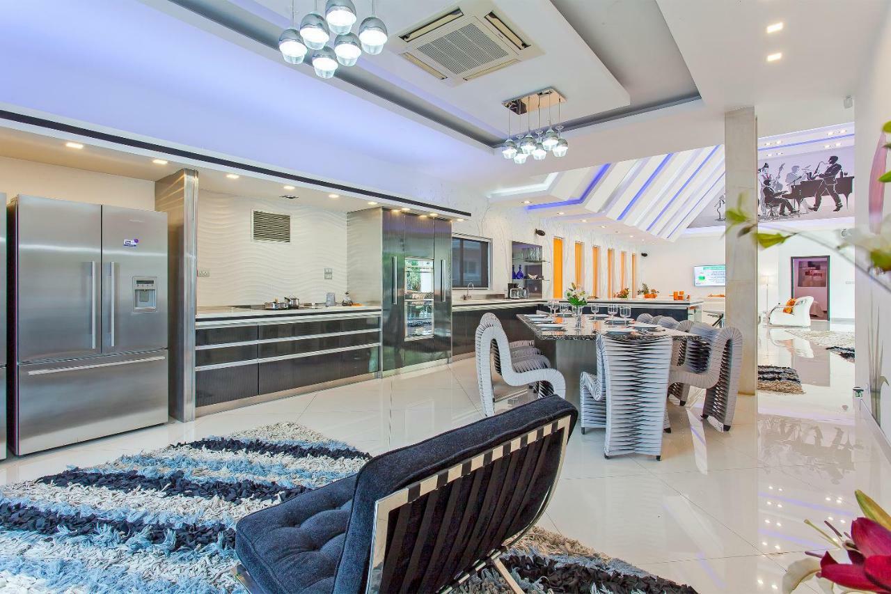 Royale Grand Villa Pattaya Exterior foto