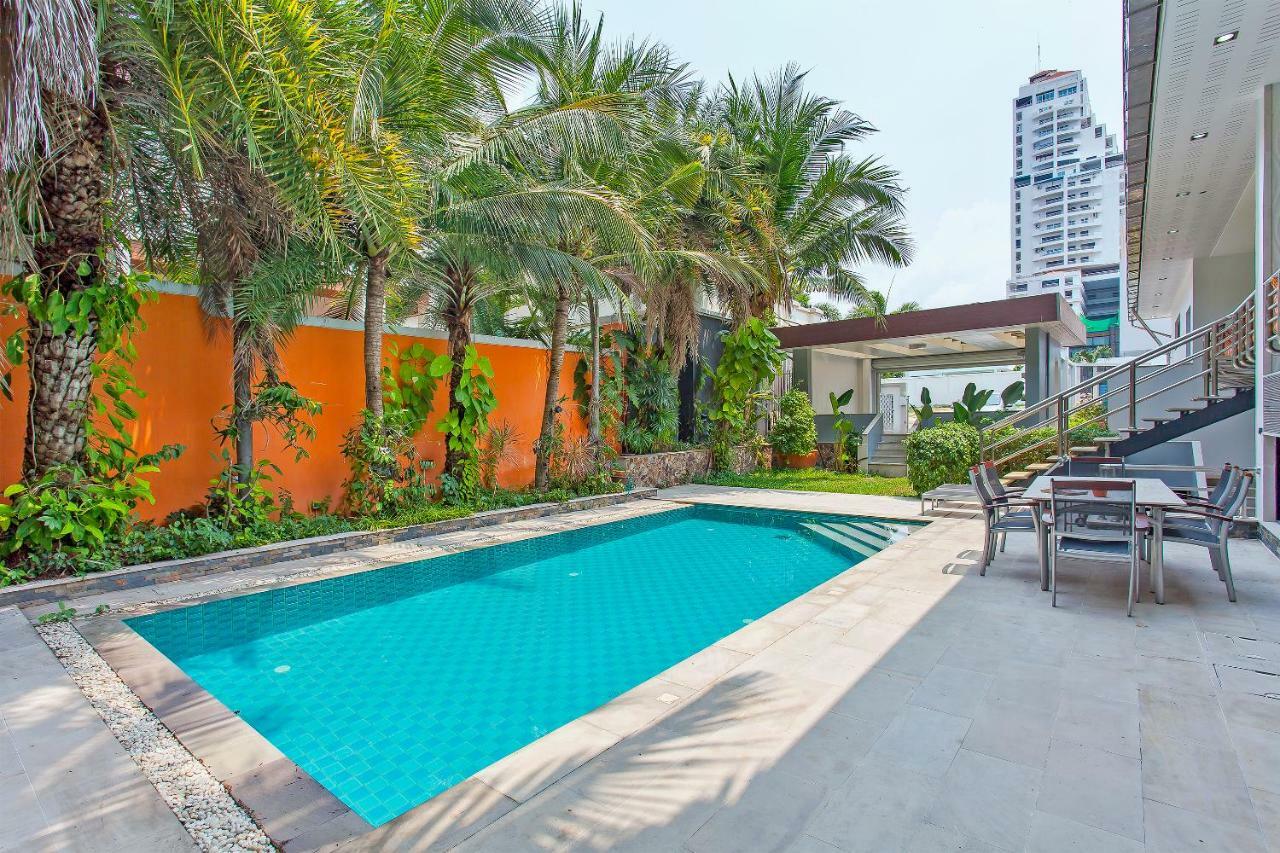 Royale Grand Villa Pattaya Exterior foto